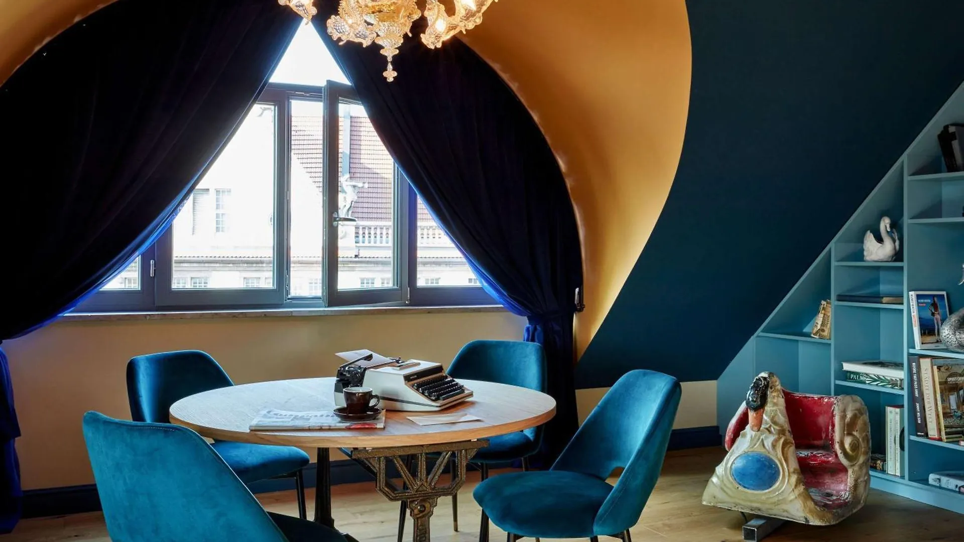 25Hours Hotel The Royal Bavarian München 4*,